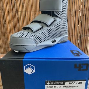 Liquid Force Hook 4D